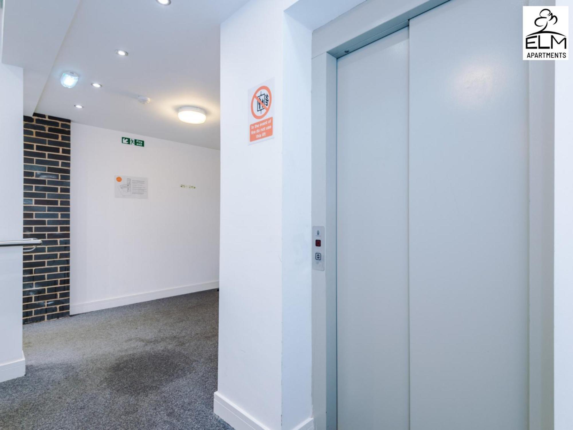 Elm Aparthotel , Collection Of Apartments Available Near Media City , Free Parking Μάντσεστερ Εξωτερικό φωτογραφία